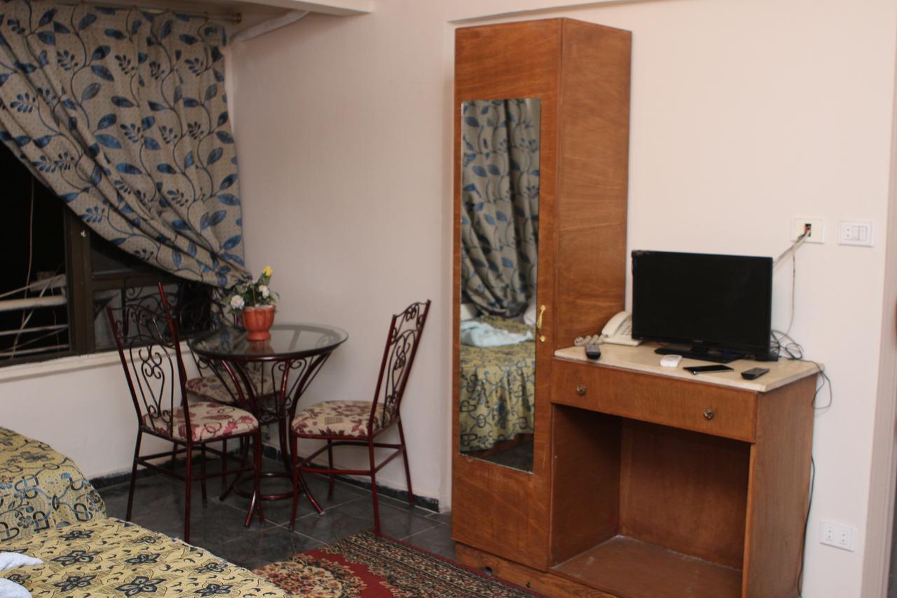 Hostel New Marina *