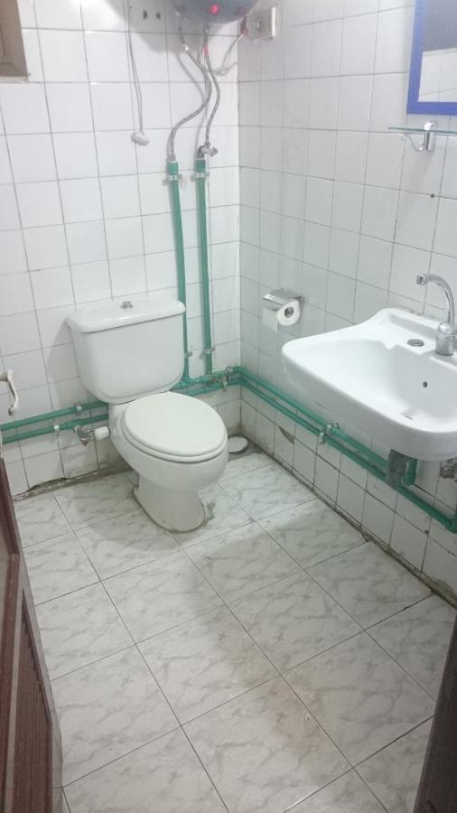 Hostel New Marina *